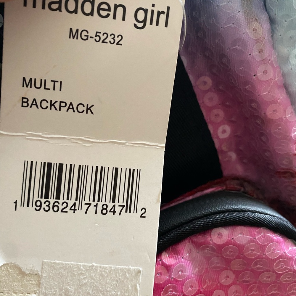 Beautiful bag pack - Picture 3 of 5